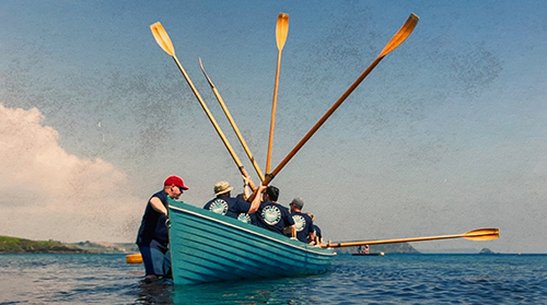 Picture of a gig from Gerrans Bay Rowing Club